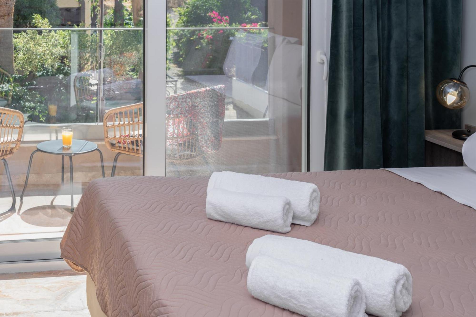Mk Summer Breeze Luxury Apartments Agia Pelagia  Bagian luar foto