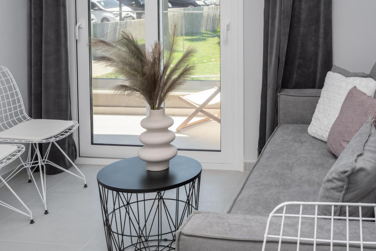 Mk Summer Breeze Luxury Apartments Agia Pelagia  Bagian luar foto